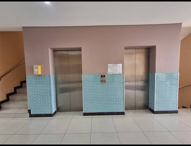 36M² OFFICE TO LET IN VINCENT